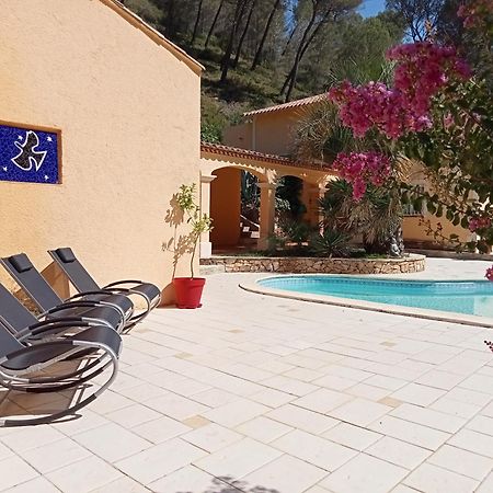 Les Restanques - Chambre D'Hotes Cuges-les-Pins Eksteriør billede